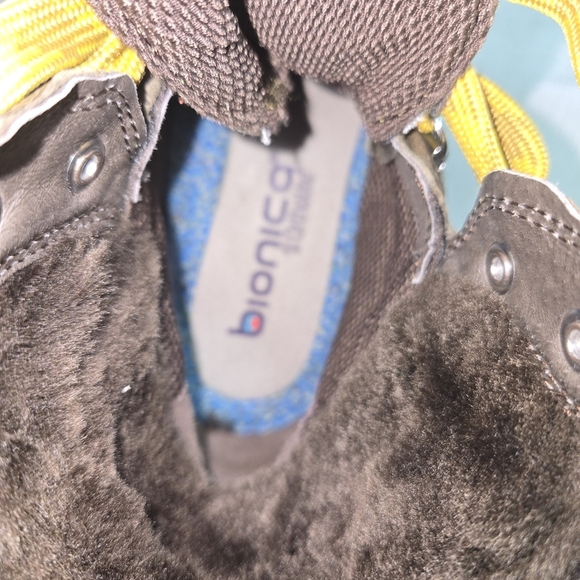 VIONICA Women's Camouflage Lace-Up Boots - Picture 8 of 8